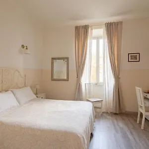 Bed & Breakfast Dante's In Vaticano 2
